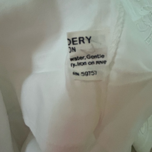 Embroidery NWT 100% Cotton pillow shams - Picture 4 of 5